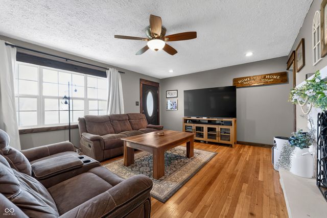 4758 E Hadley Road, Mooresville, IN 46158