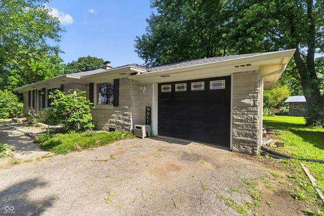 4758 E Hadley Road, Mooresville, IN 46158