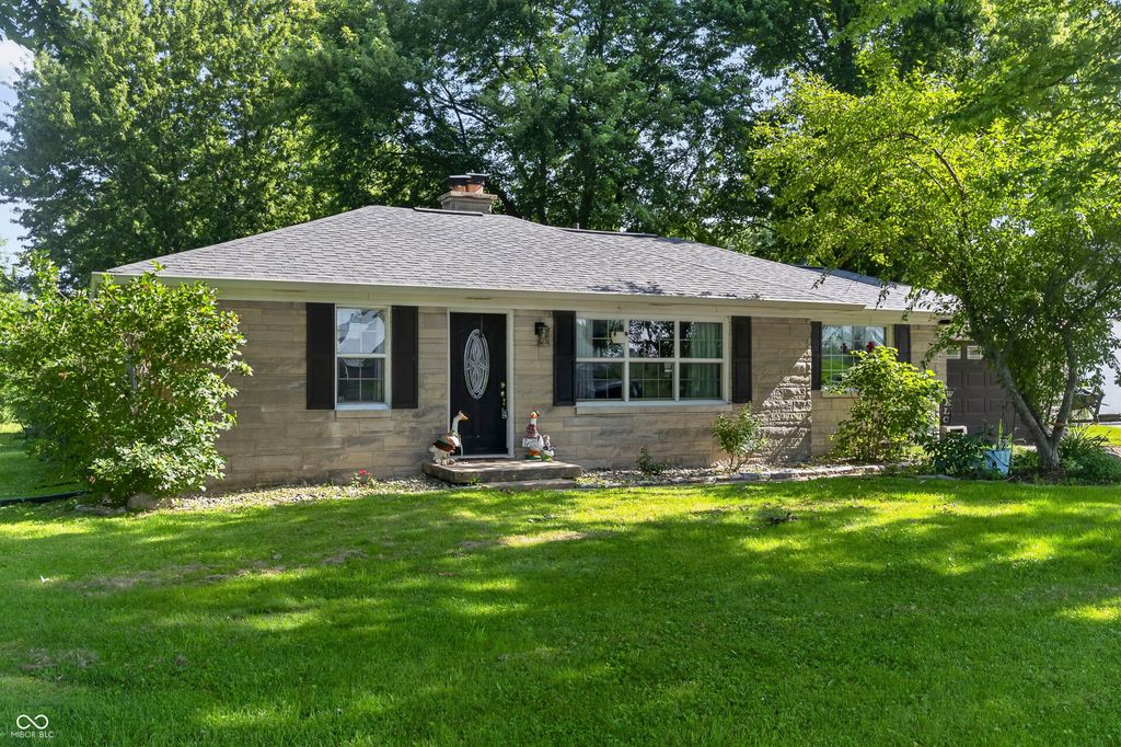 4758 E Hadley Road, Mooresville, IN 46158