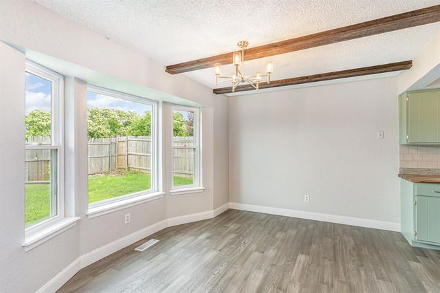 1004 Ranchoak Court, Yukon, OK 73099