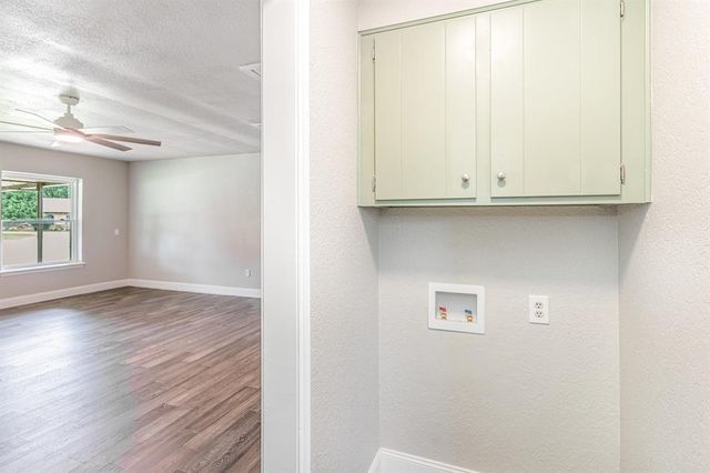 1004 Ranchoak Court, Yukon, OK 73099