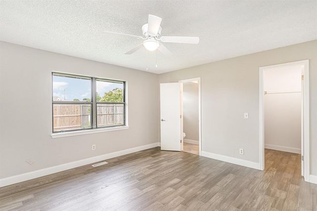 1004 Ranchoak Court, Yukon, OK 73099