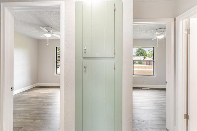 1004 Ranchoak Court, Yukon, OK 73099