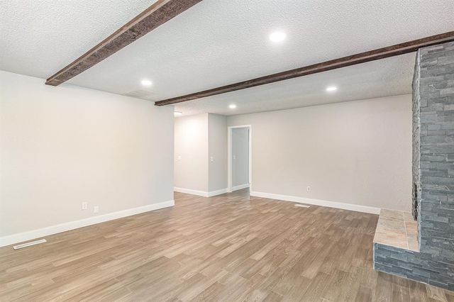 1004 Ranchoak Court, Yukon, OK 73099