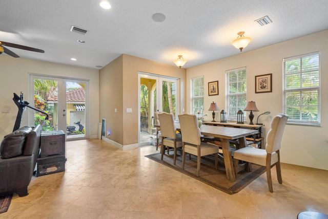 218 N Palmway, Lake Worth Beach, FL 33460