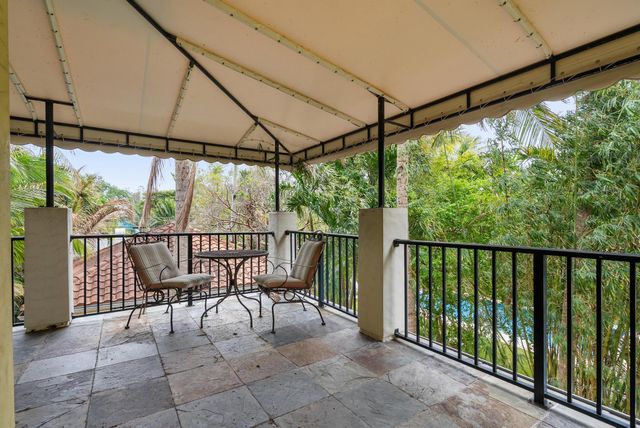 218 N Palmway, Lake Worth Beach, FL 33460