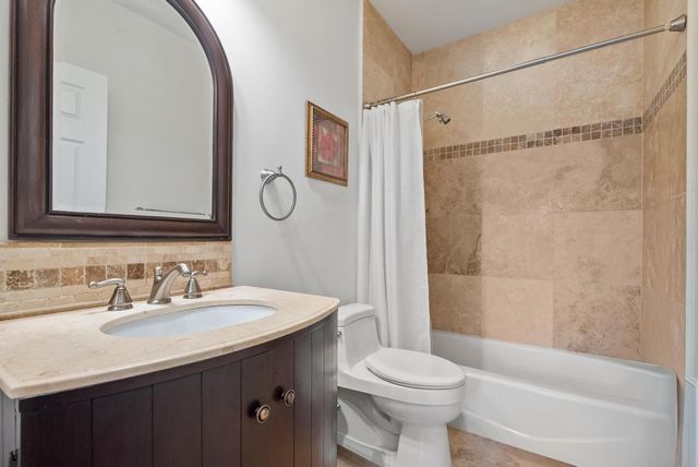 218 N Palmway, Lake Worth Beach, FL 33460