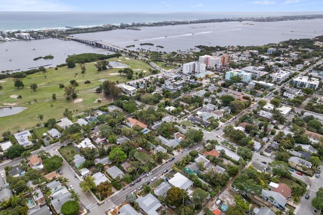 218 N Palmway, Lake Worth Beach, FL 33460