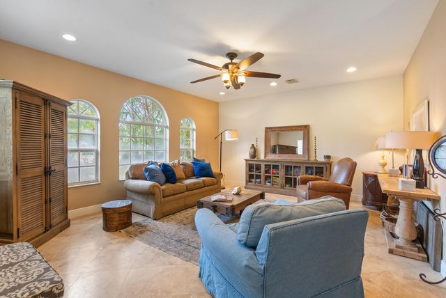 218 N Palmway, Lake Worth Beach, FL 33460
