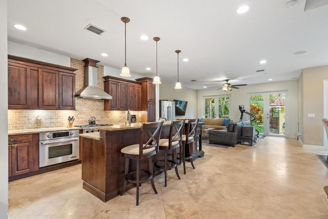 218 N Palmway, Lake Worth Beach, FL 33460