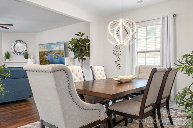 7833 Stonehouse Drive, Gastonia, NC 28056