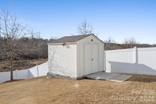 7833 Stonehouse Drive, Gastonia, NC 28056