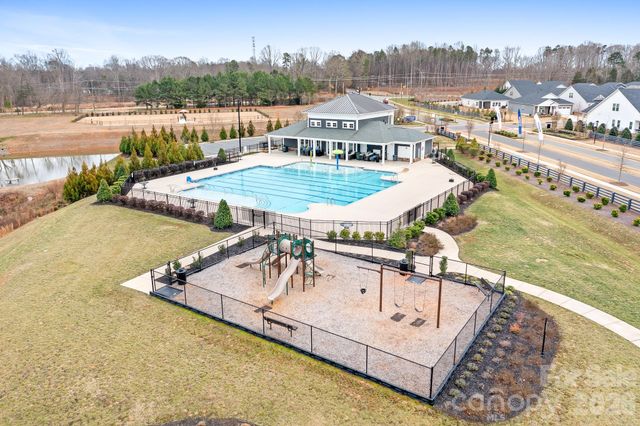 7833 Stonehouse Drive, Gastonia, NC 28056