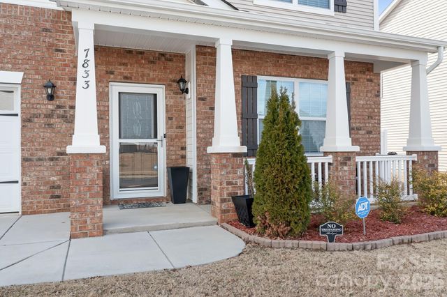 7833 Stonehouse Drive, Gastonia, NC 28056