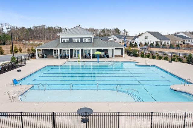 7833 Stonehouse Drive, Gastonia, NC 28056