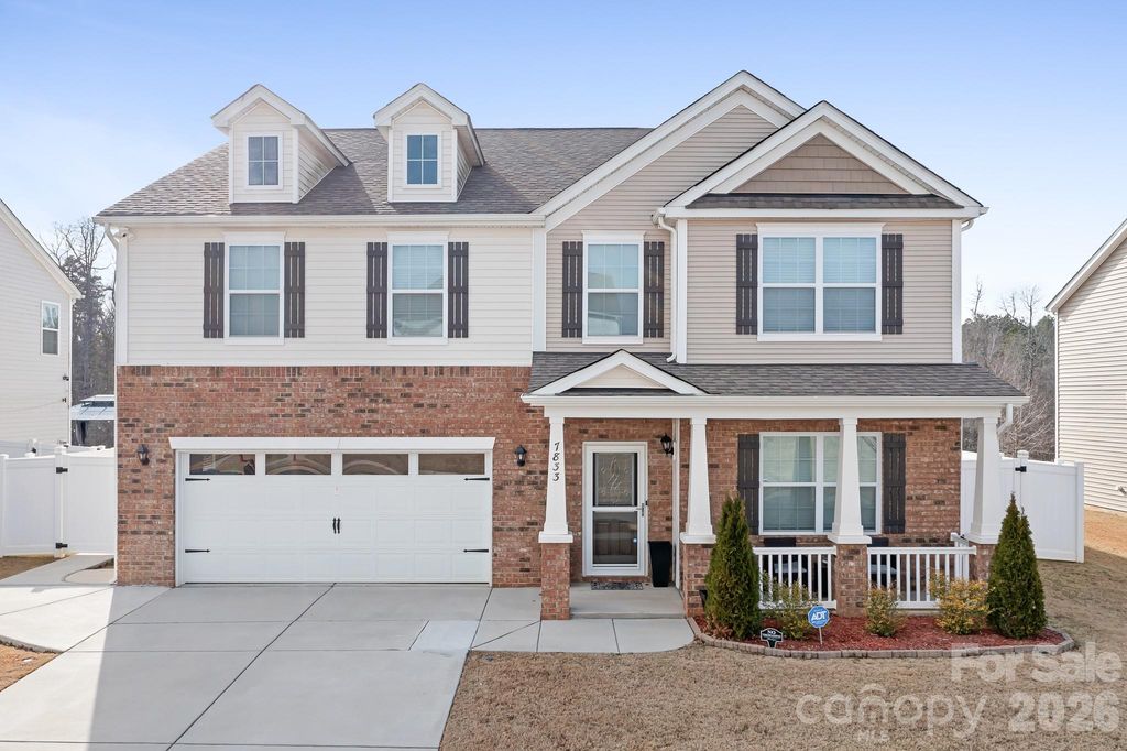 7833 Stonehouse Drive, Gastonia, NC 28056