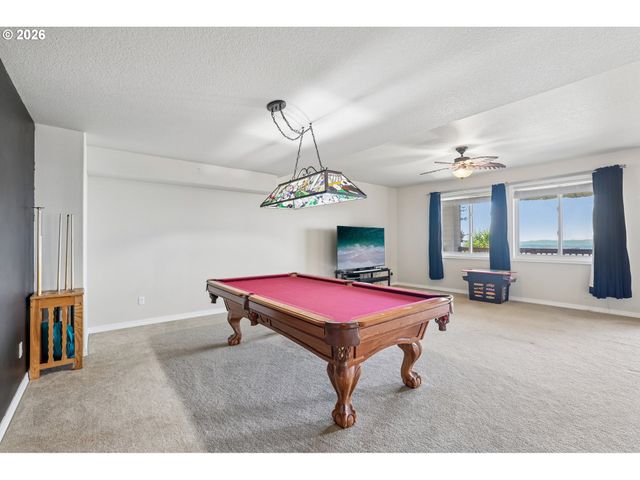 10996 Se LENORE St, Happy Valley, OR 97086