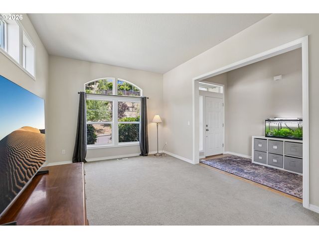 10996 Se LENORE St, Happy Valley, OR 97086