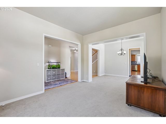 10996 Se LENORE St, Happy Valley, OR 97086