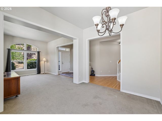 10996 Se LENORE St, Happy Valley, OR 97086