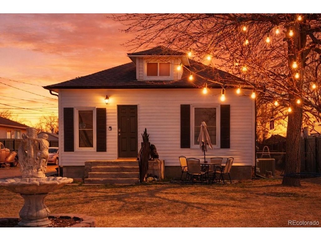 7398 Kearney St, Commerce City, CO 80022