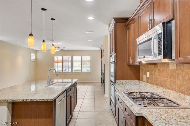 7516 Cliff Peaks Street, Las Vegas, NV 89149