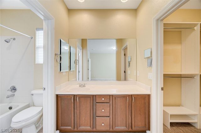 7516 Cliff Peaks Street, Las Vegas, NV 89149