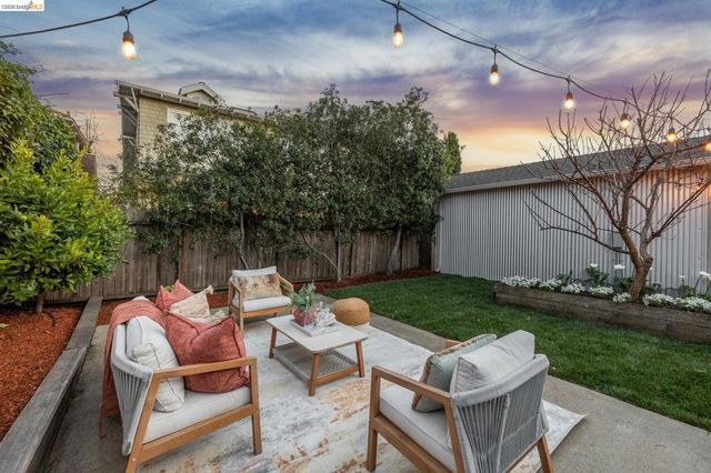 5360 5360 Boyd Avenue, Oakland, CA 94618