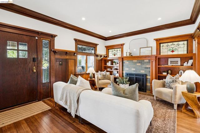 5360 5360 Boyd Avenue, Oakland, CA 94618