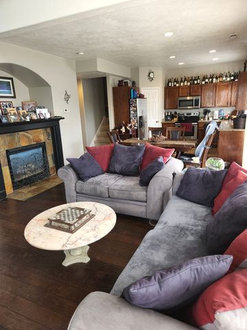 710 E SANDY POINT DR, Sandy, UT 84094