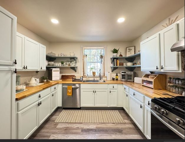 4827 Ross Road, Waco, TX 76705