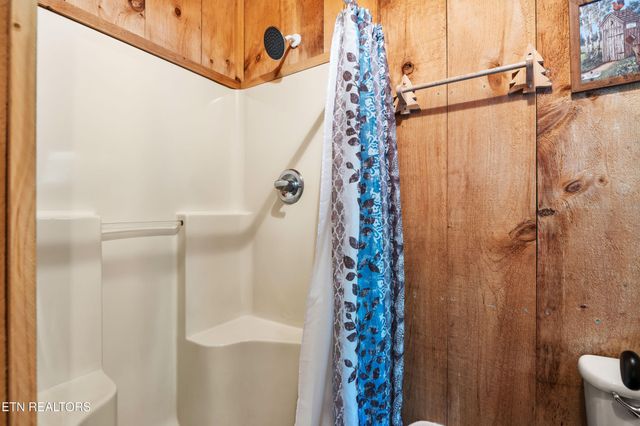 2320 Foxwell Way, Sevierville, TN 37876