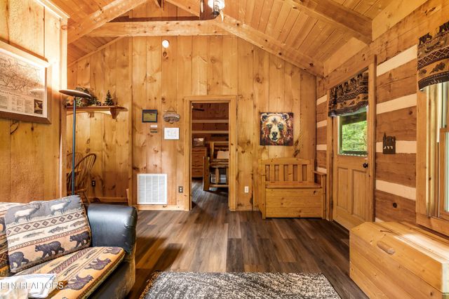 2320 Foxwell Way, Sevierville, TN 37876