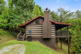 2320 Foxwell Way, Sevierville, TN 37876