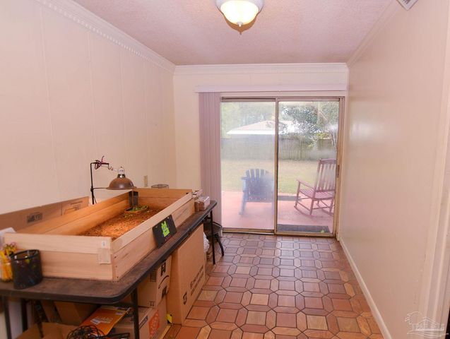 5910 Sarah Dr, Pensacola, FL 32503