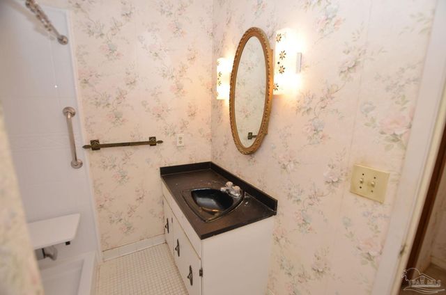 5910 Sarah Dr, Pensacola, FL 32503