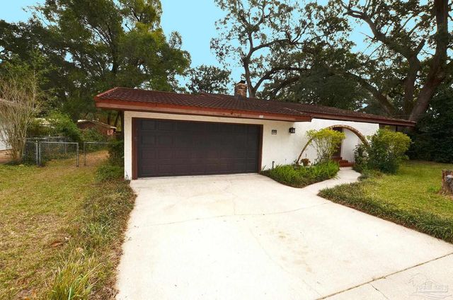 5910 Sarah Dr, Pensacola, FL 32503