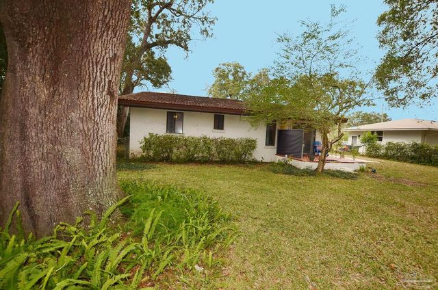 5910 Sarah Dr, Pensacola, FL 32503
