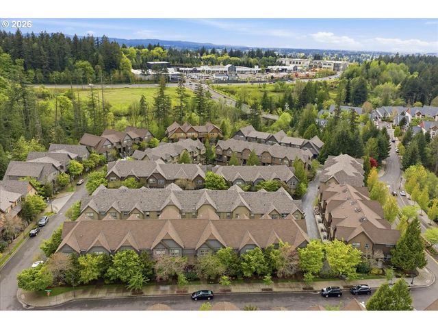 605 Sw TRILLIUM CREEK Ter, Portland, OR 97225