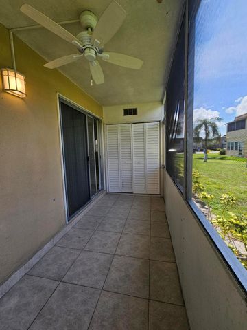211 E Saxony Lane 211, Delray Beach, FL 33446