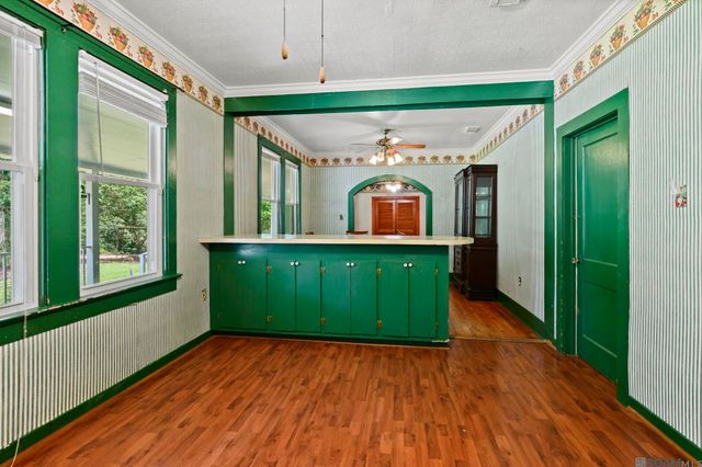 8801 Island Rd, St Francisville, LA 70775