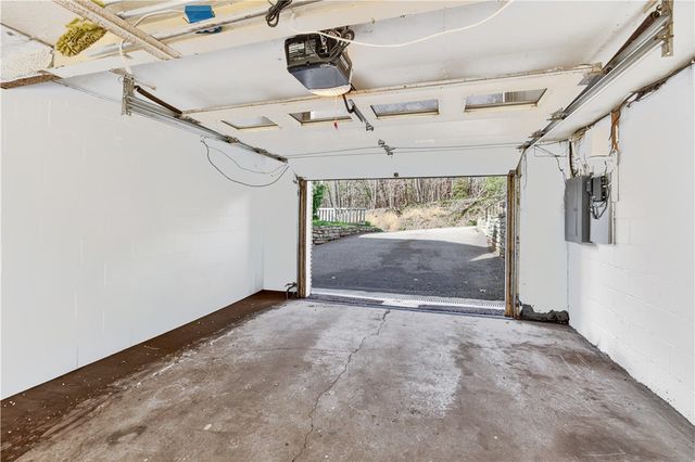 7177 Shannon Rd, Penn Hills, PA 15147