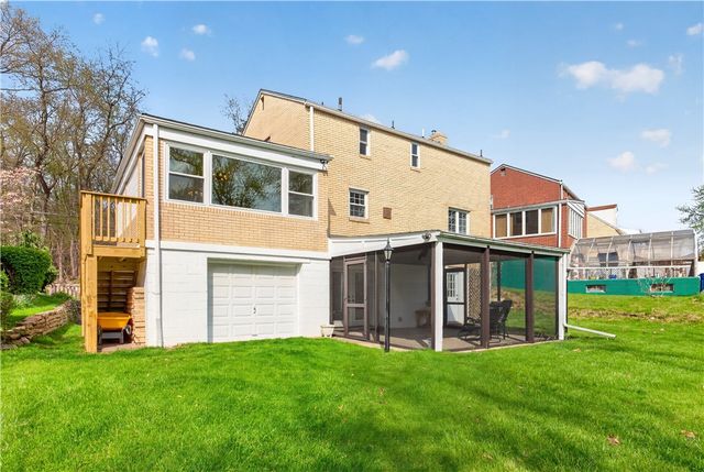 7177 Shannon Rd, Penn Hills, PA 15147