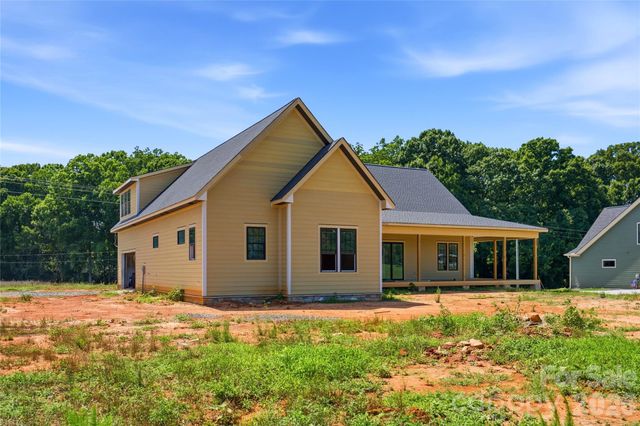 381 New Salem Road 7, Statesville, NC 28625