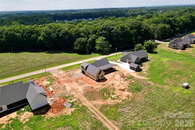 381 New Salem Road 7, Statesville, NC 28625