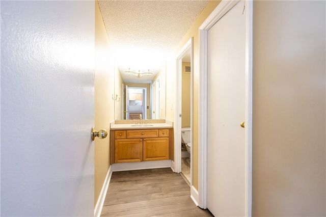 2479 Peachtree NE Road 1010, Atlanta, GA 30305