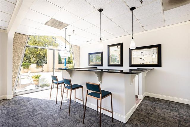 2479 Peachtree NE Road 1010, Atlanta, GA 30305