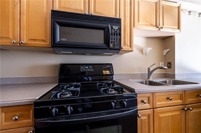 2479 Peachtree NE Road 1010, Atlanta, GA 30305