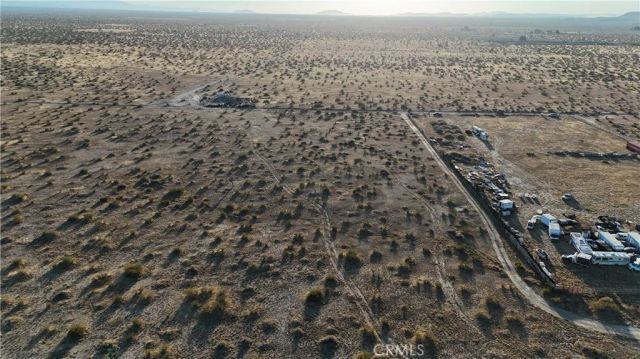 730 Vinton, Adelanto, CA 92301