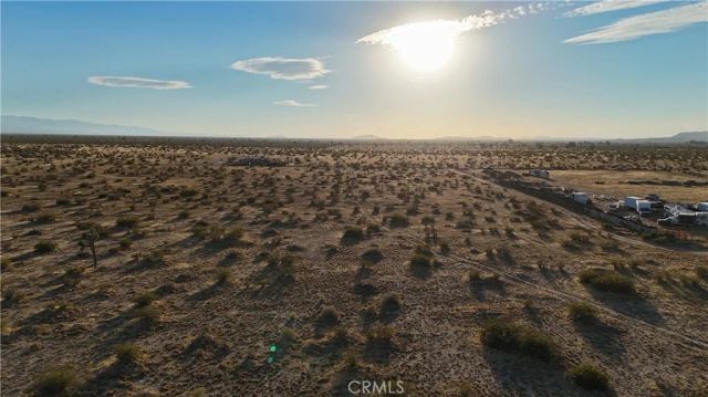 730 Vinton, Adelanto, CA 92301